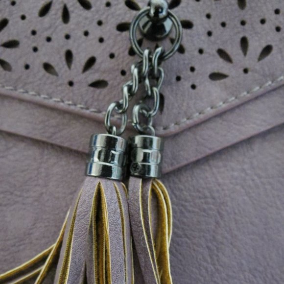 Small crossbody poucn by Aocina - Picture 7 of 9